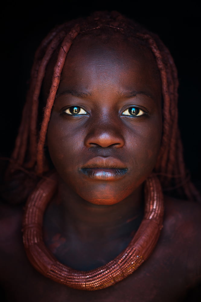 アフリカの部族の女の子
 #96299575