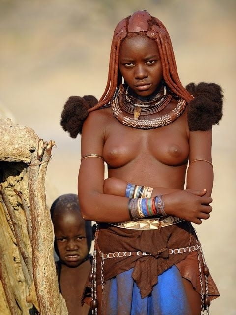 アフリカの部族の女の子
 #96299598