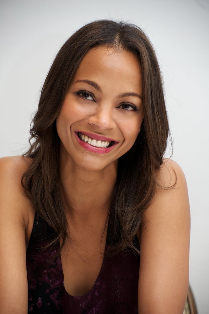 Zoe saldana
 #94139308