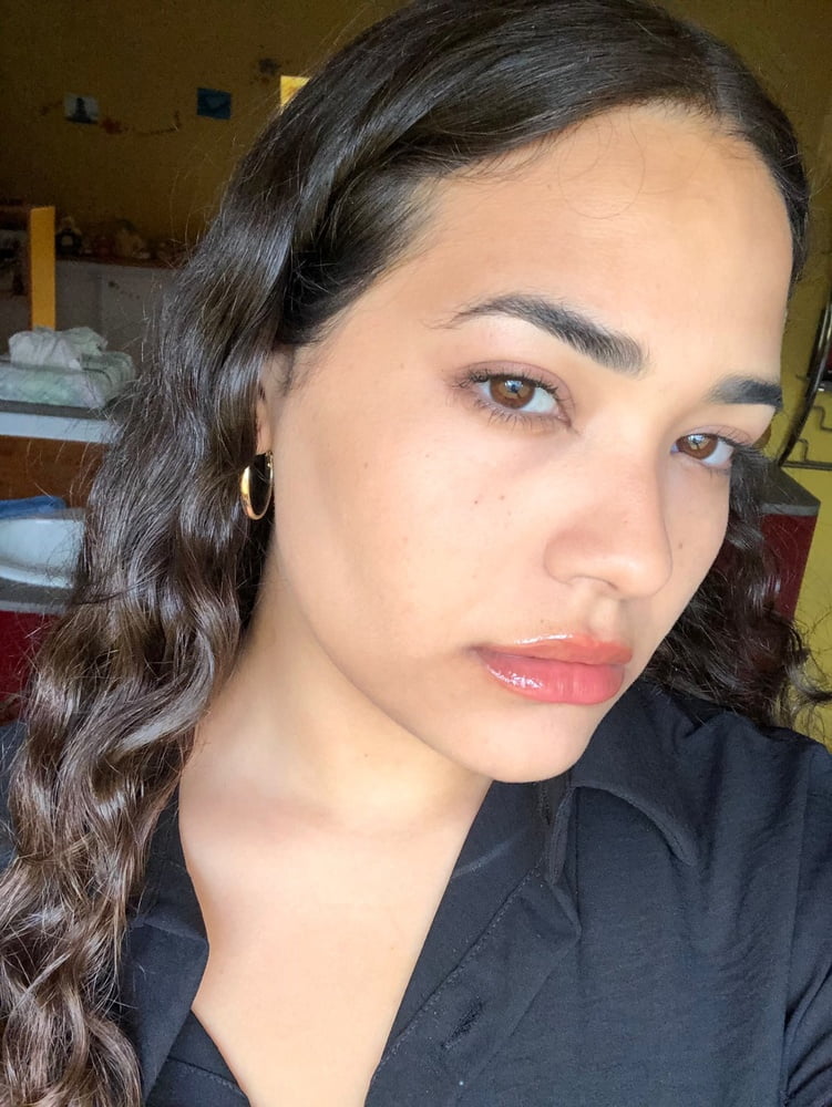 She want tributes #88894069