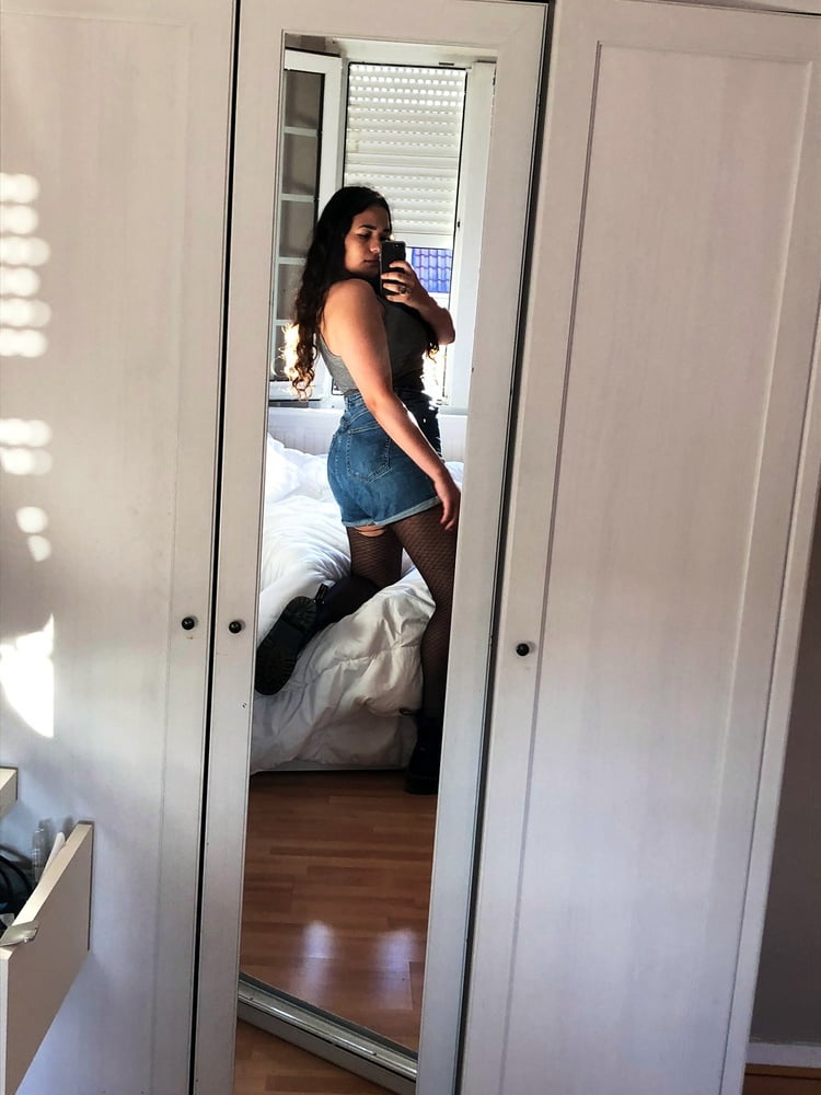 She want tributes #88894073