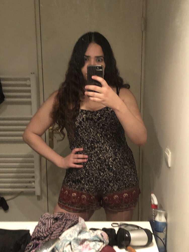 She want tributes #88894095