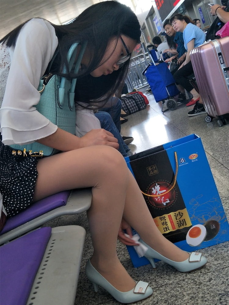 Voyeur asiático 1
 #103490762