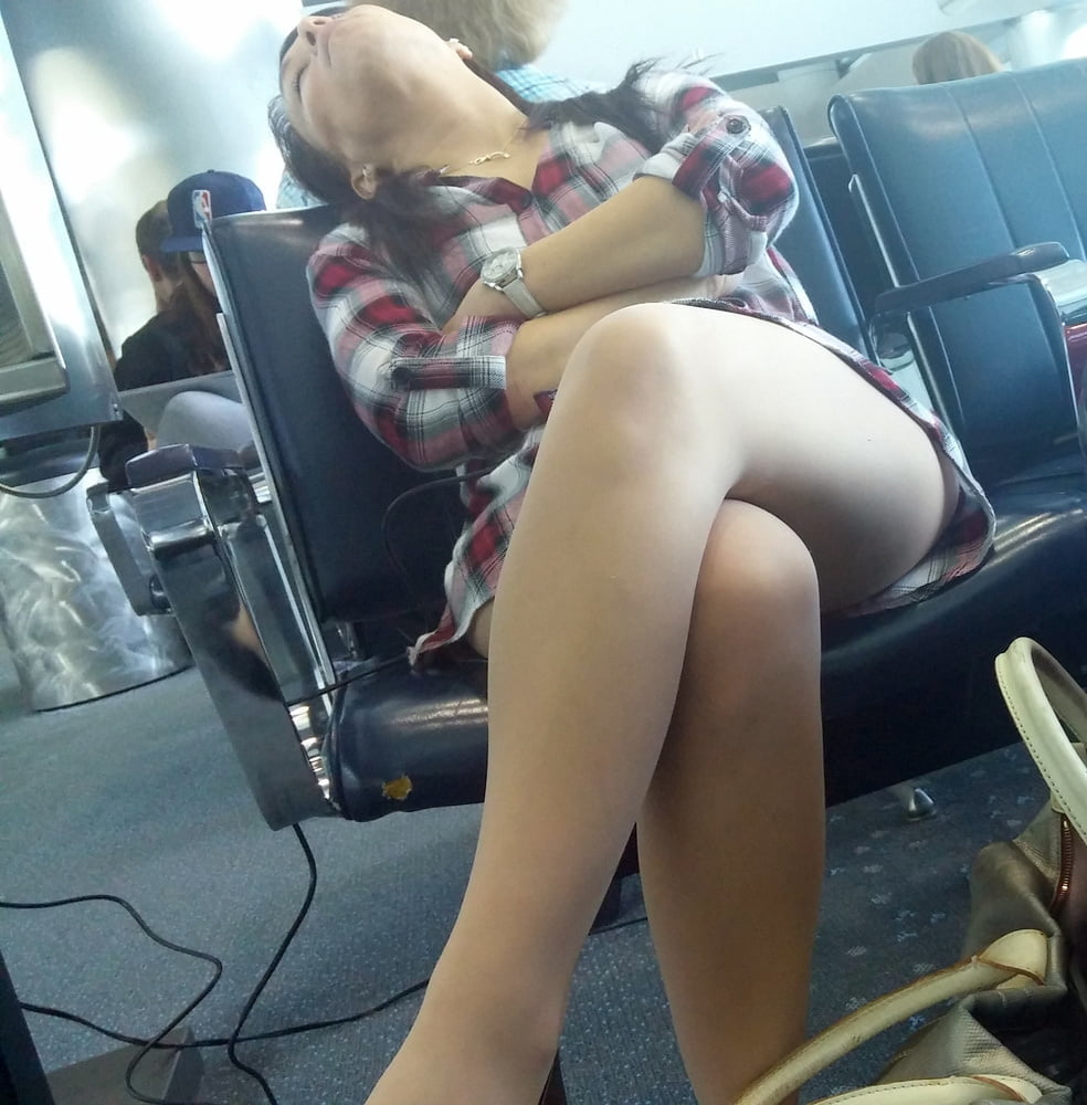 Voyeur asiático 1
 #103490765