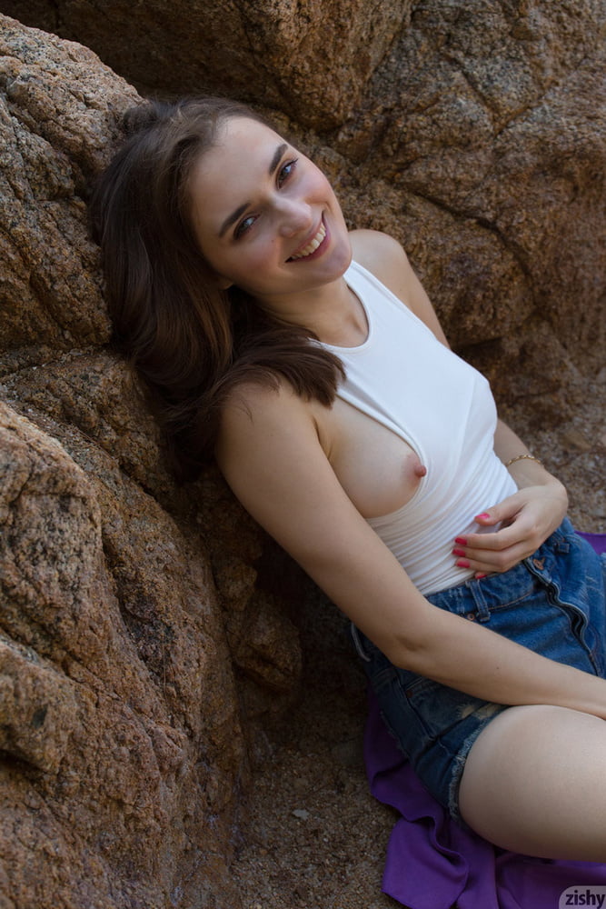 息を呑むような美しさ
 #98350937