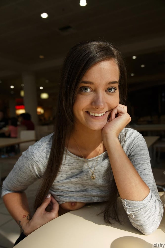 息を呑むような美しさ
 #98351381