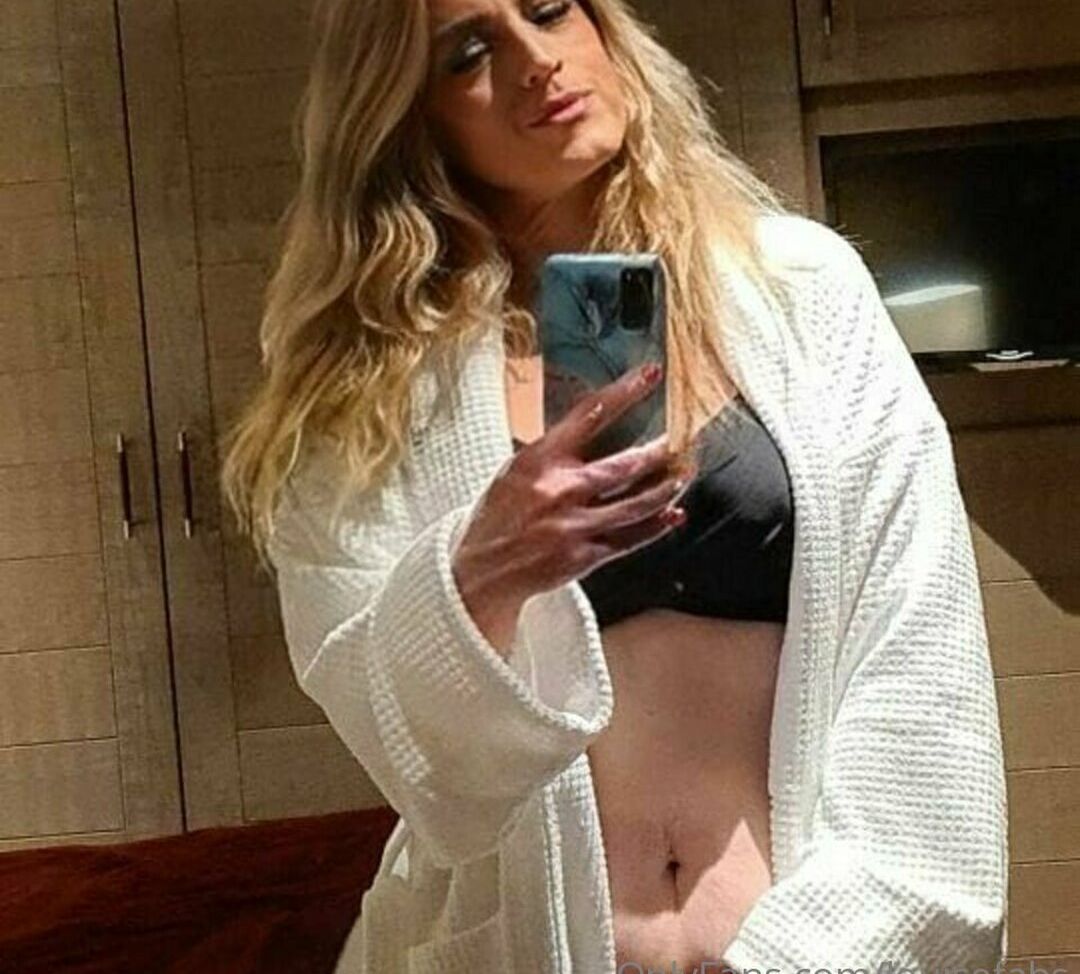 Louisefabs desnuda #108167288