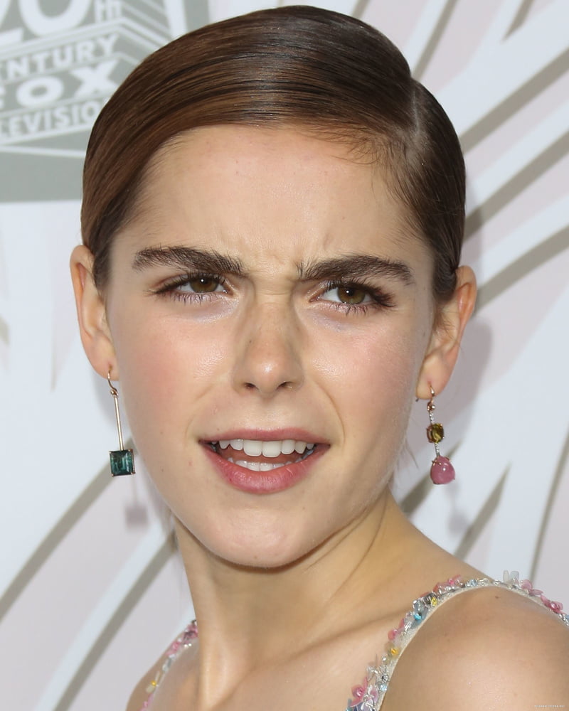 Kiernan shipka 5
 #87354213