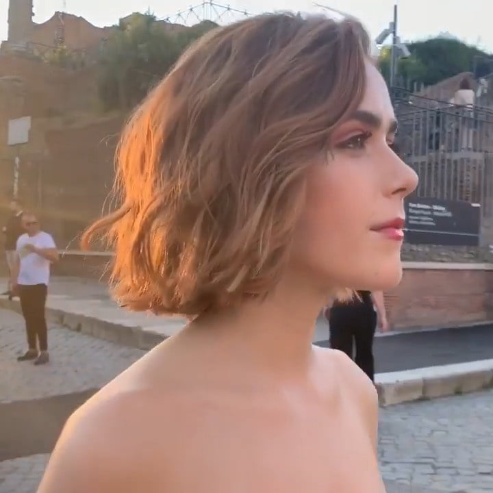 Kiernan shipka 5
 #87354492