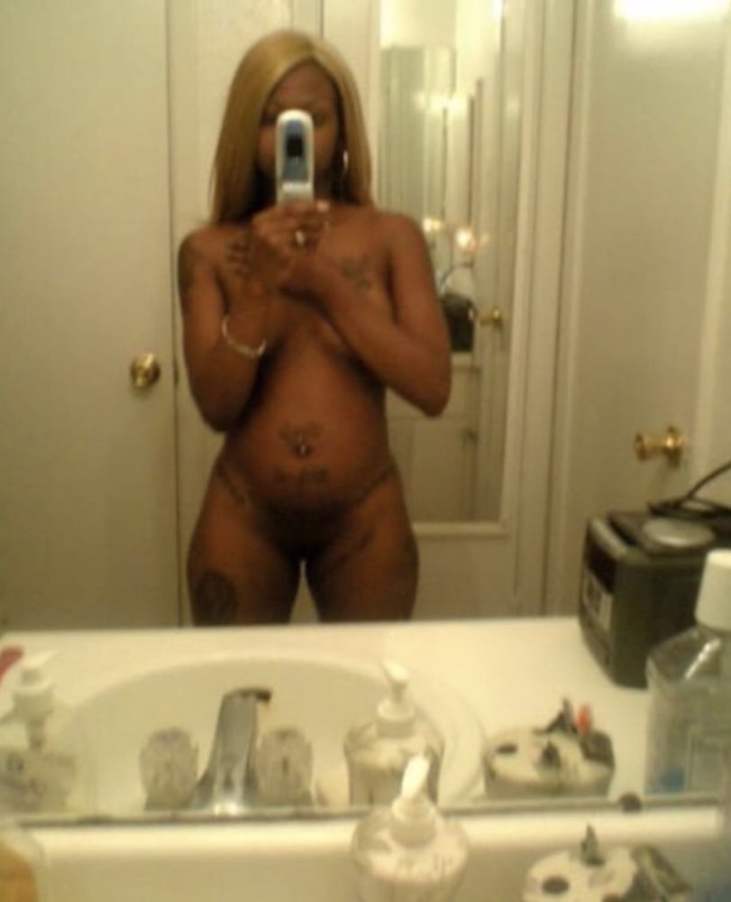 Hoodrat Schlampe
 #94877196