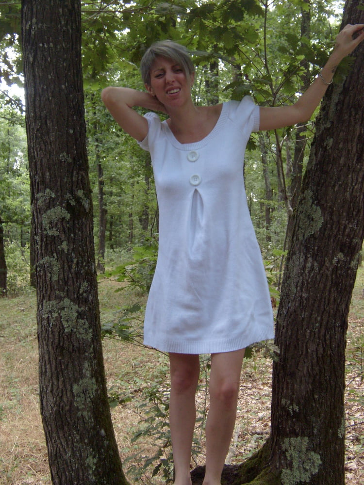 Francia babe
 #103897473