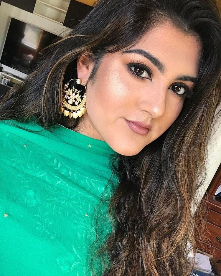 Impresionante nena punajbai
 #102278095
