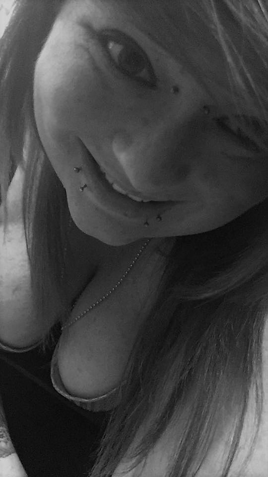 Goth Schlampe: leta
 #95571719