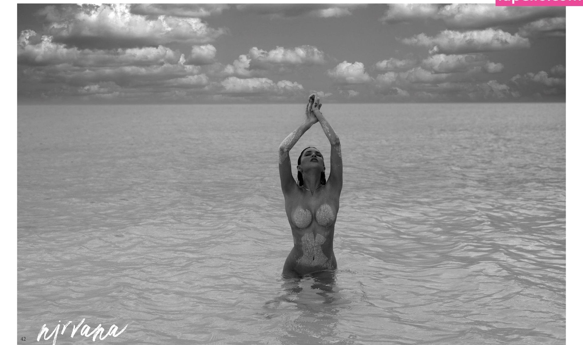 Jessica Allen desnuda #108139904