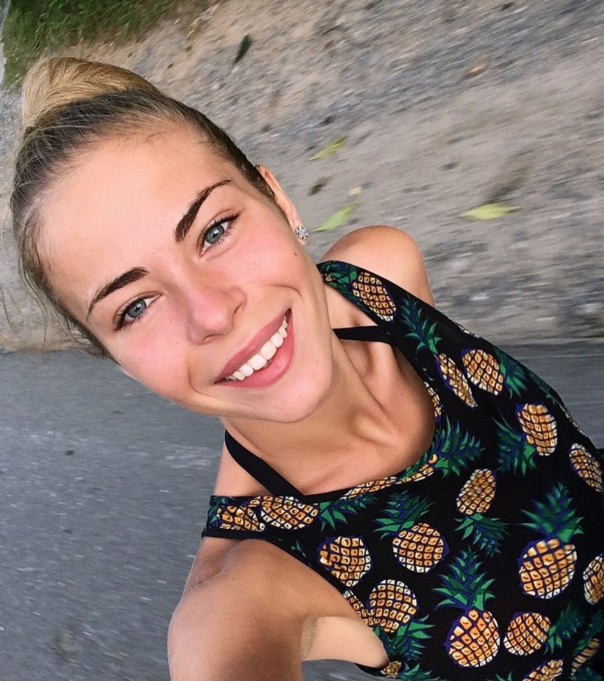 Natalia Milewskaja desnuda #109382738