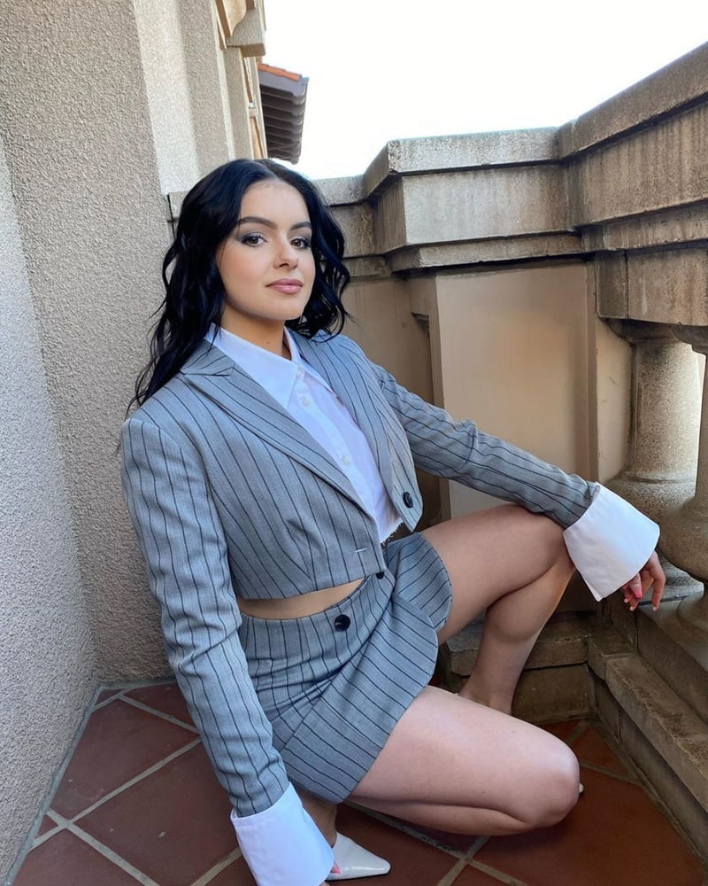 Mehr Ariel Winter
 #88607277