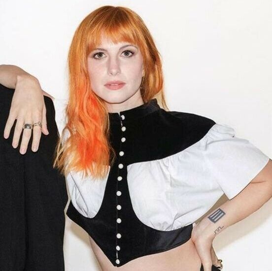 Hayley Williams nude #109039501