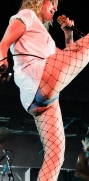 Hayley Williams nude #109039537