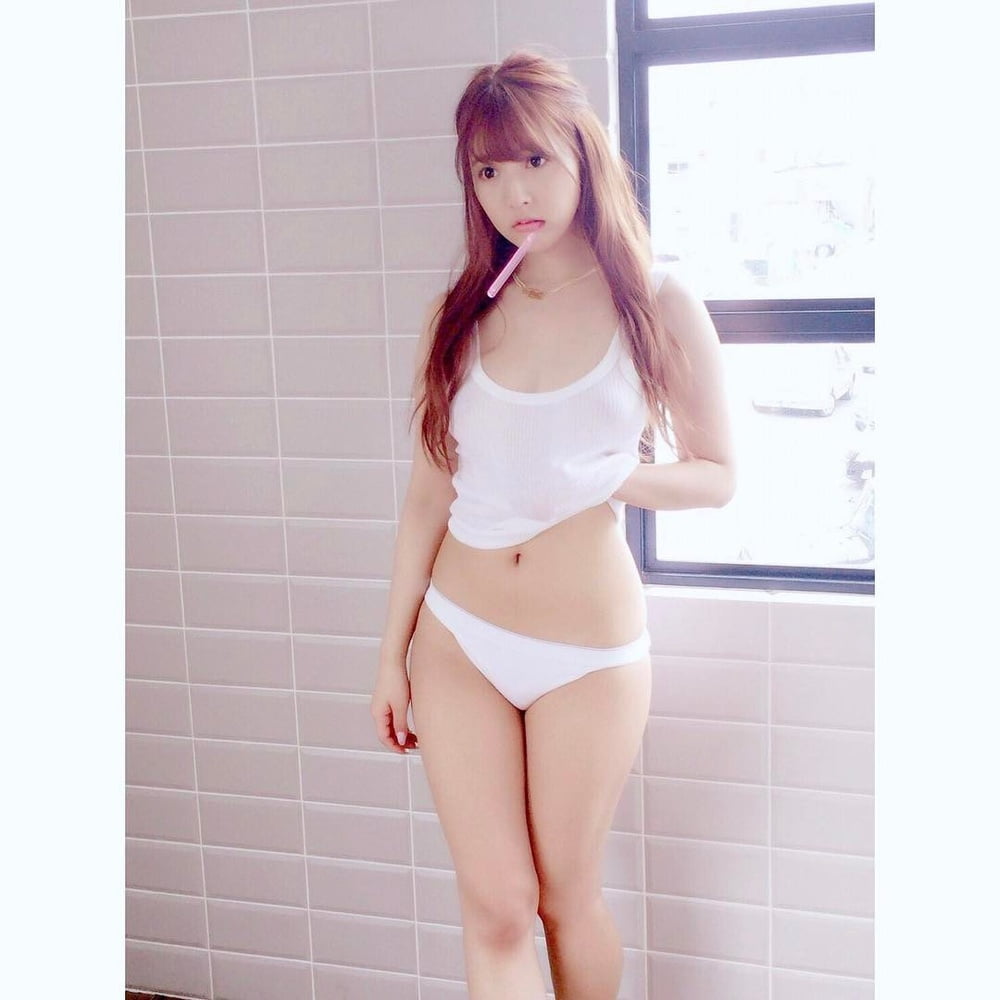 三上悠亜
 #94884171