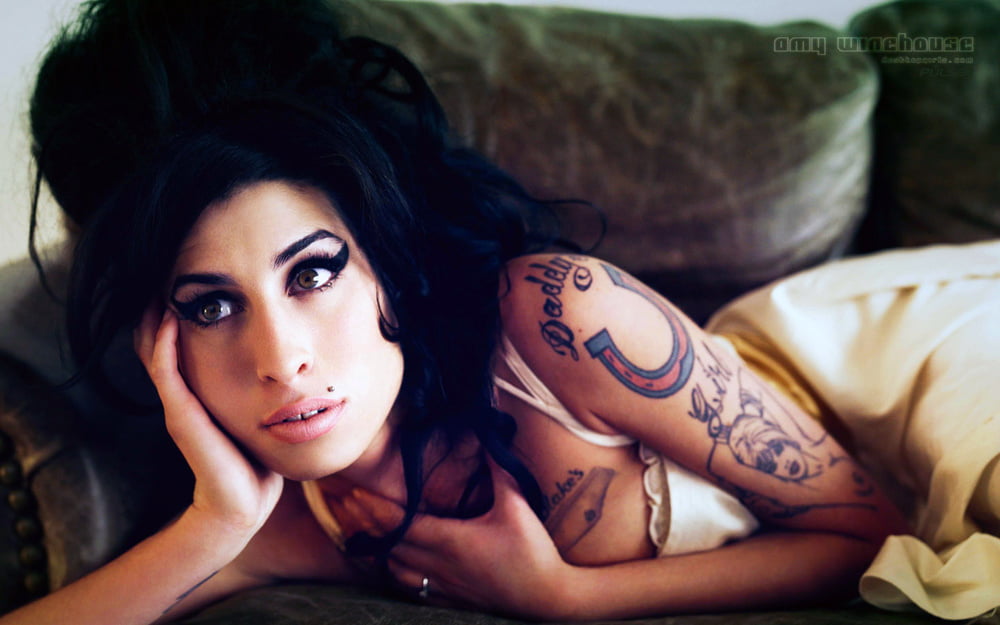Amy Winehouse #95987246