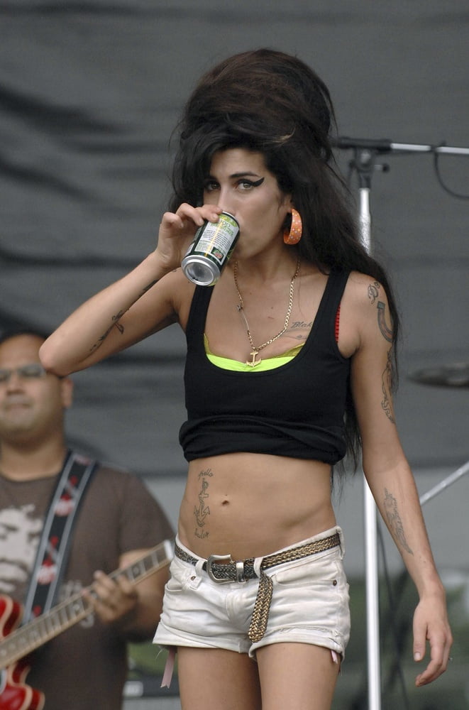 Amy Winehouse #95987264