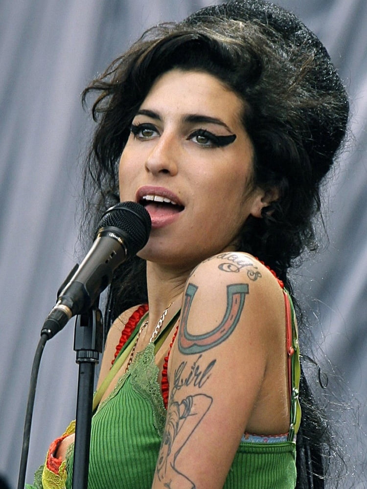 Amy Winehouse #95987268
