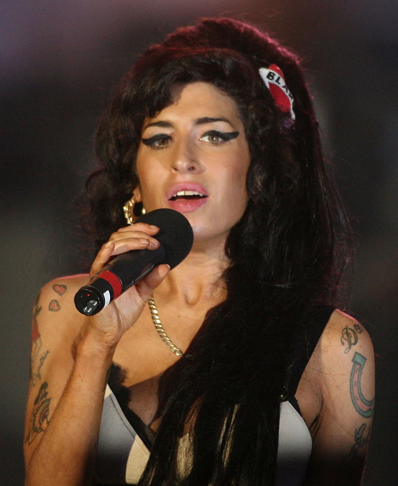 Amy Winehouse #95987289