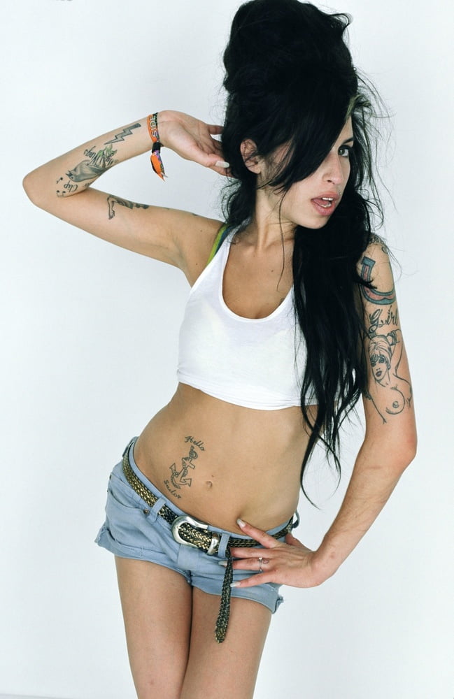 Amy Winehouse #95987317