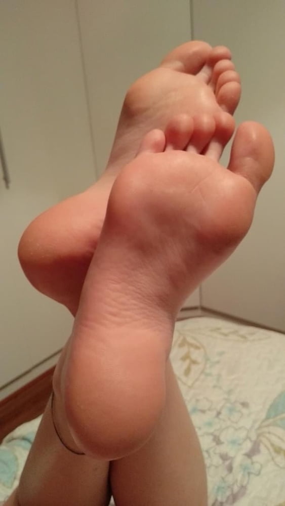 Feet #93834569