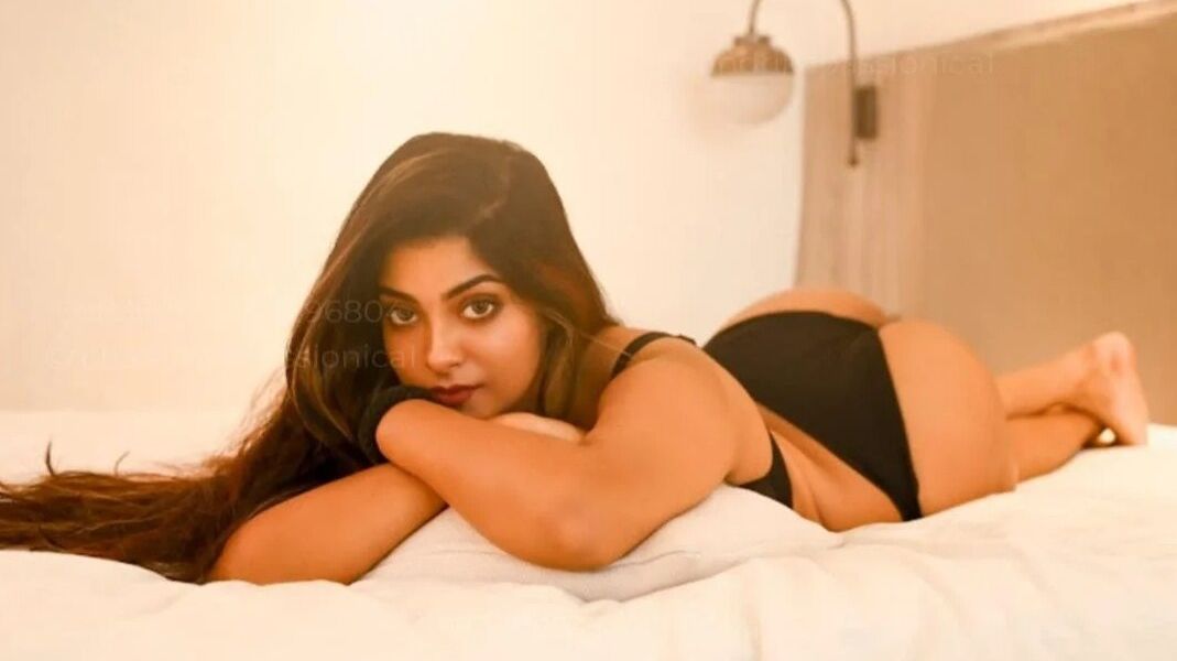 Chandrika Passionica nackt #108489098