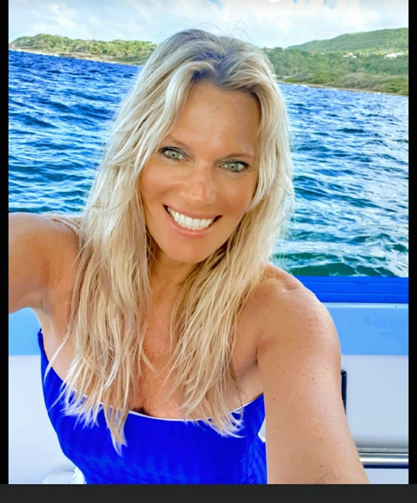 Putas del mundo
 #80955823