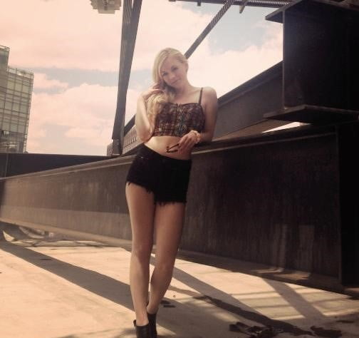 Emily Kinney #91578811