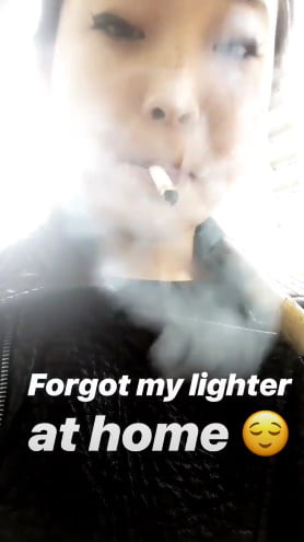 Azn hotttsmoking bitch
 #100833993