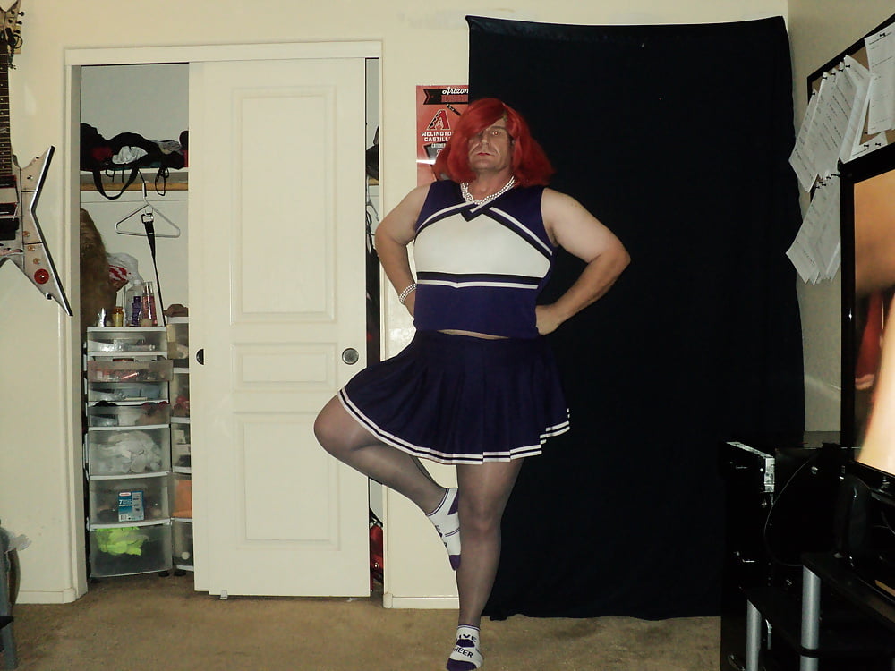 cheerleader outfit #107326421
