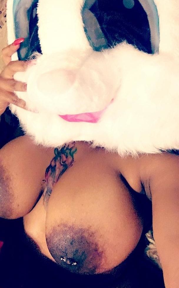MikeilaJ nude #109052111