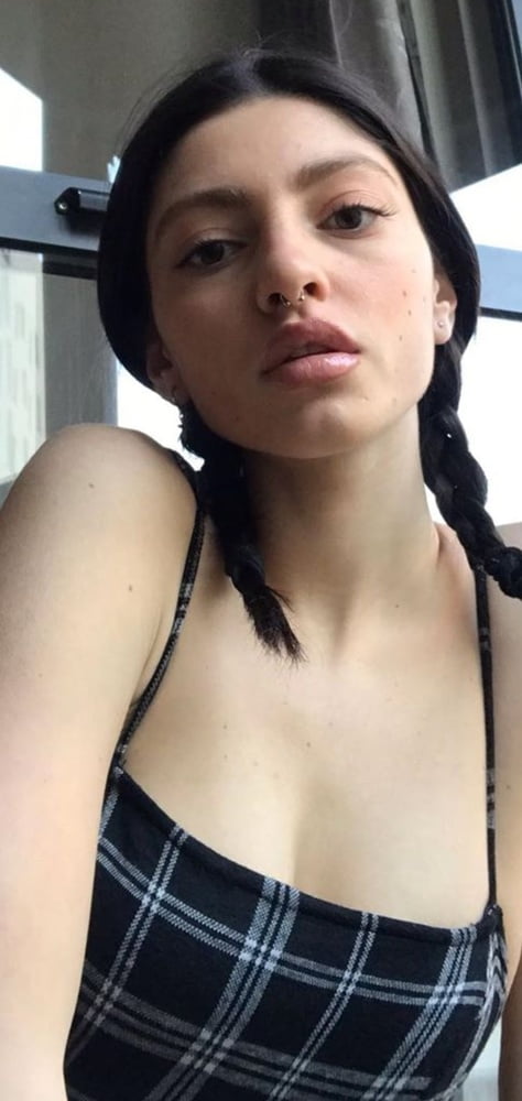 Sexy Schlampen
 #88789168