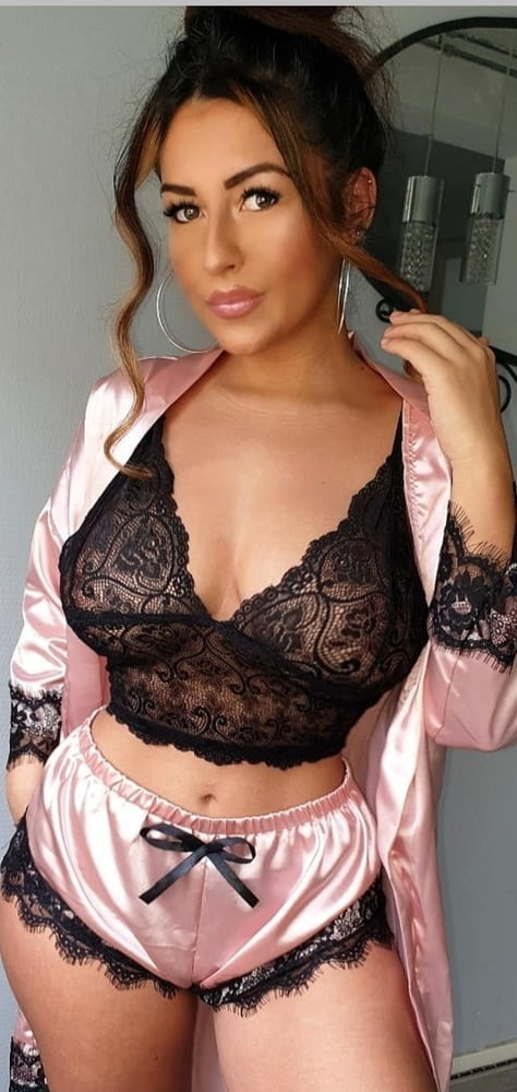 Sexy Schlampen
 #88789197