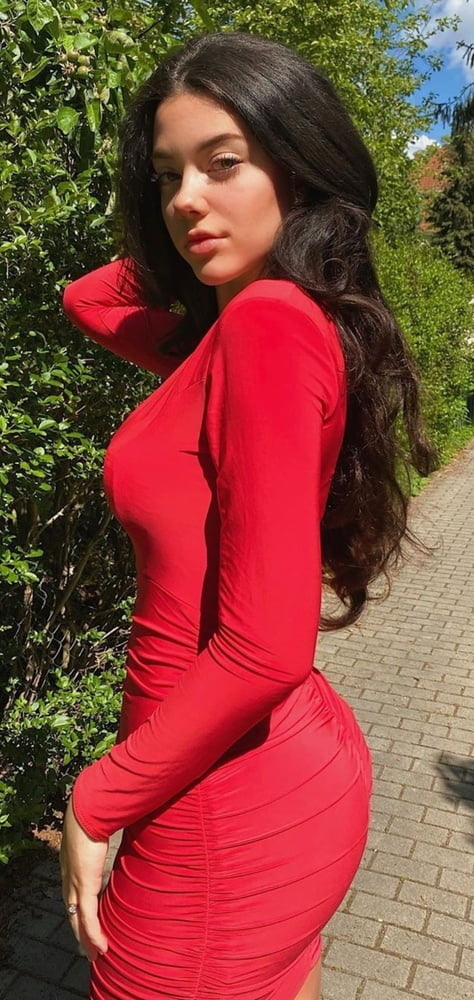 Sexy Schlampen
 #88789306