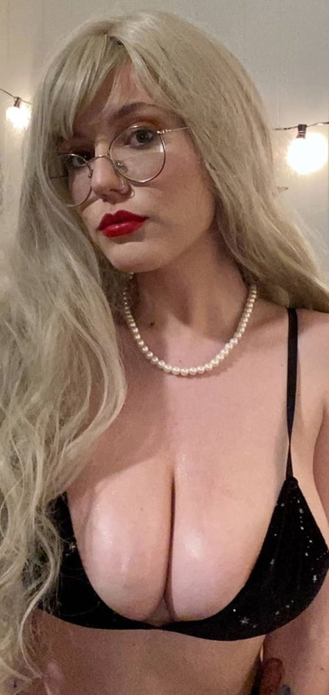 Sexy Schlampen
 #88789340