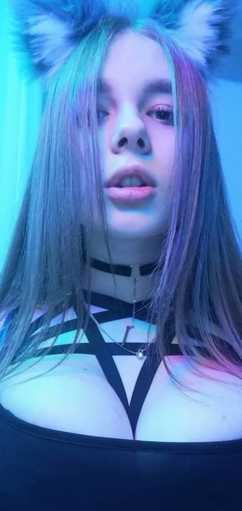 Sexy Schlampen
 #88789406