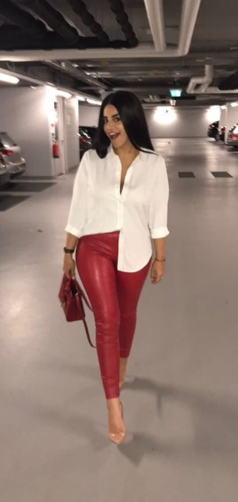 Sexy Schlampen
 #88789423