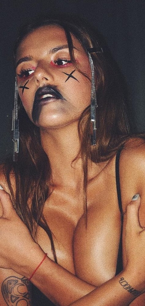 Sexy Schlampen
 #88789437