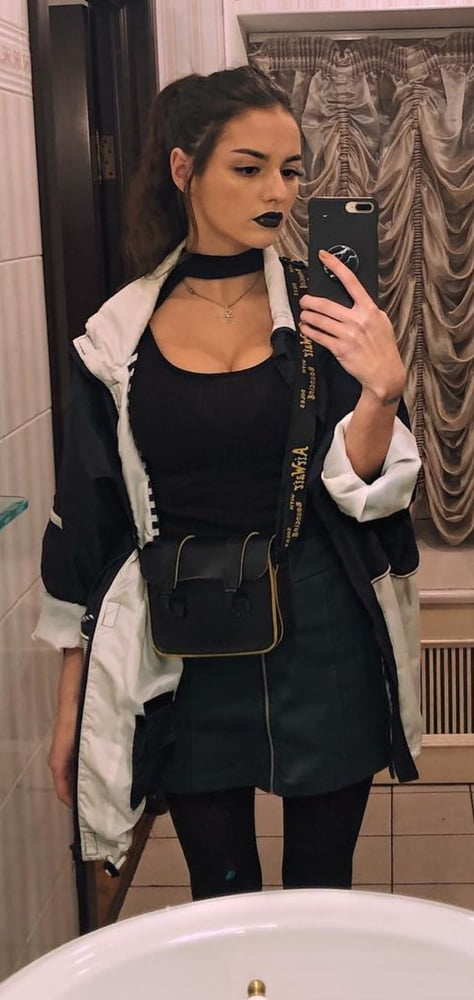 Sexy Schlampen
 #88789439