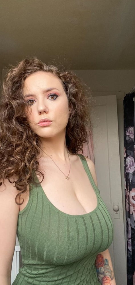 Sexy Schlampen
 #88789545