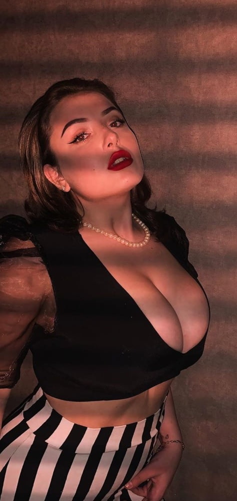 Sexy Schlampen
 #88789580