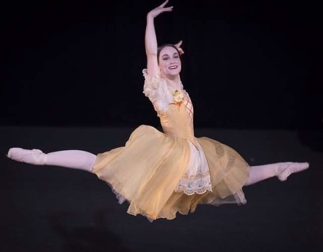 Ballerina Schlampe caitlin
 #80988313