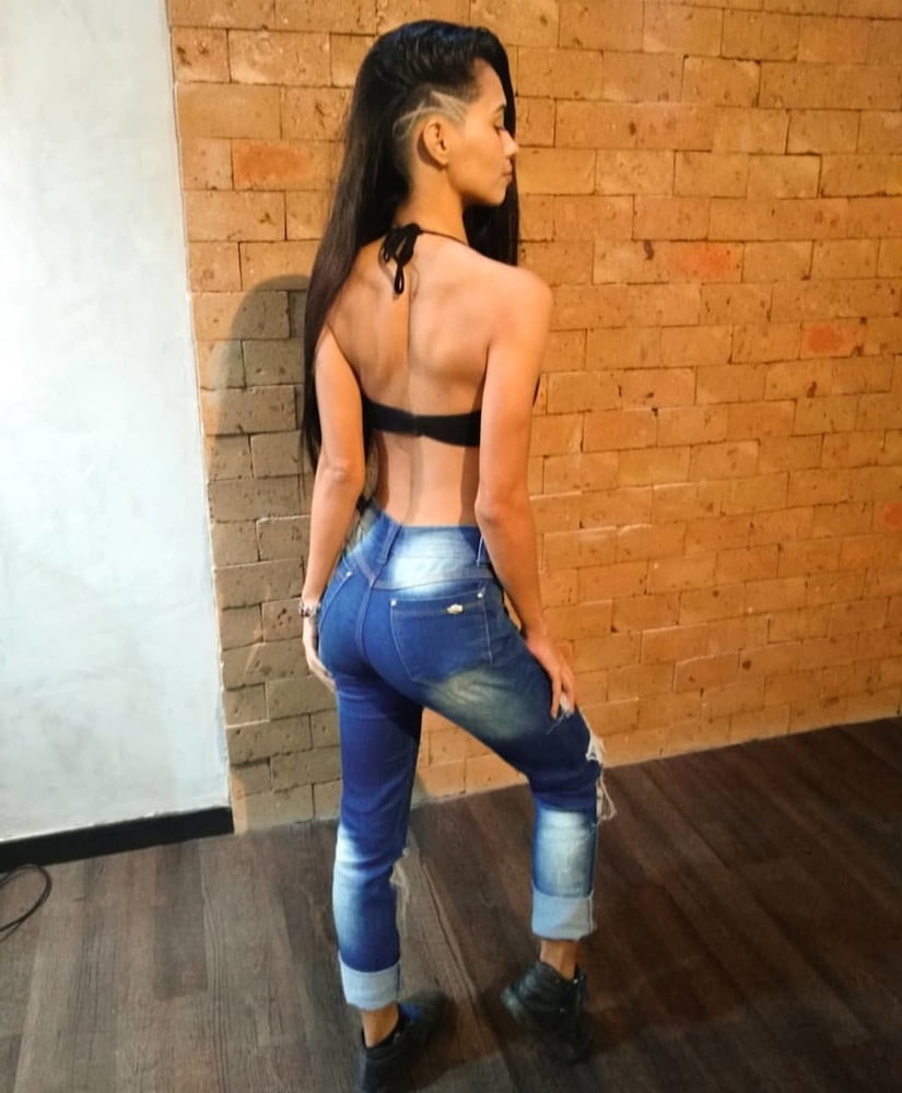 セクシーな女性たち
 #88239738