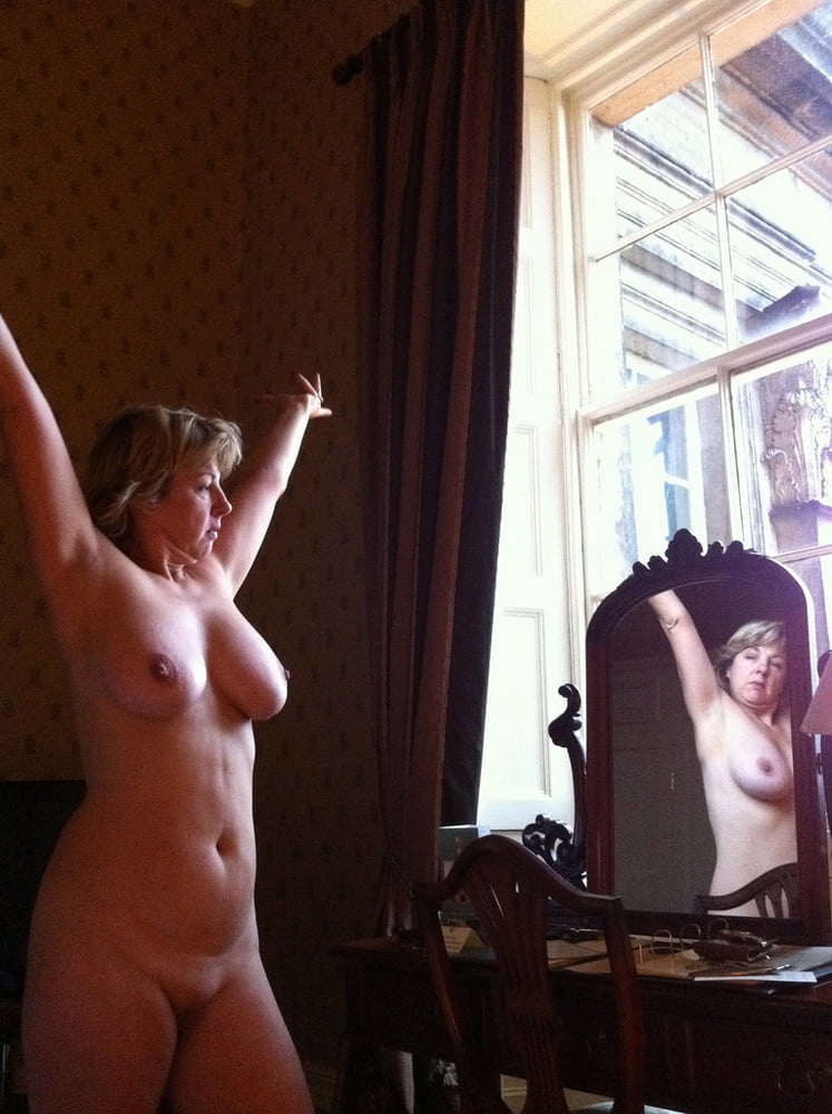 イギリスの露出狂売春婦ジェーン
 #100054168