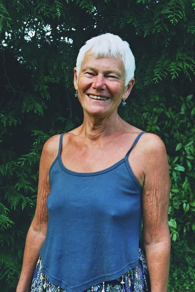 braless 05 #100779462