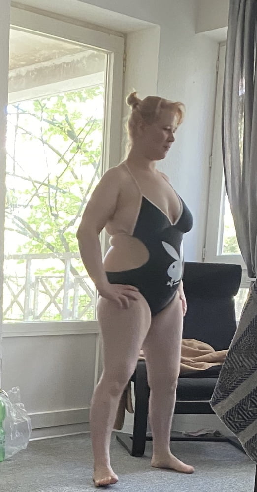 Meine vollbusige Cousine
 #92172957